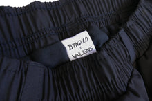 Load image into Gallery viewer, Bynd x Vailiens Snowpants- Black