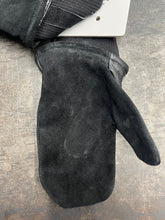 Load image into Gallery viewer, Colab Crew Mitt 25/26