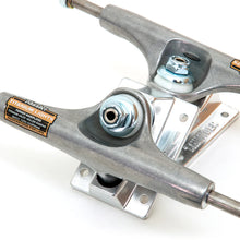 Load image into Gallery viewer, Thunder Trucks Titanium 3 Lights - Polished (Pair)